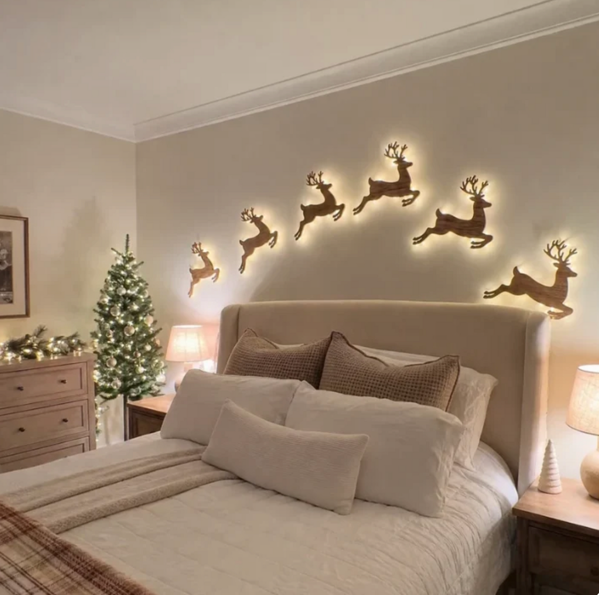 Housemas™ LED Reindeer Wall Set